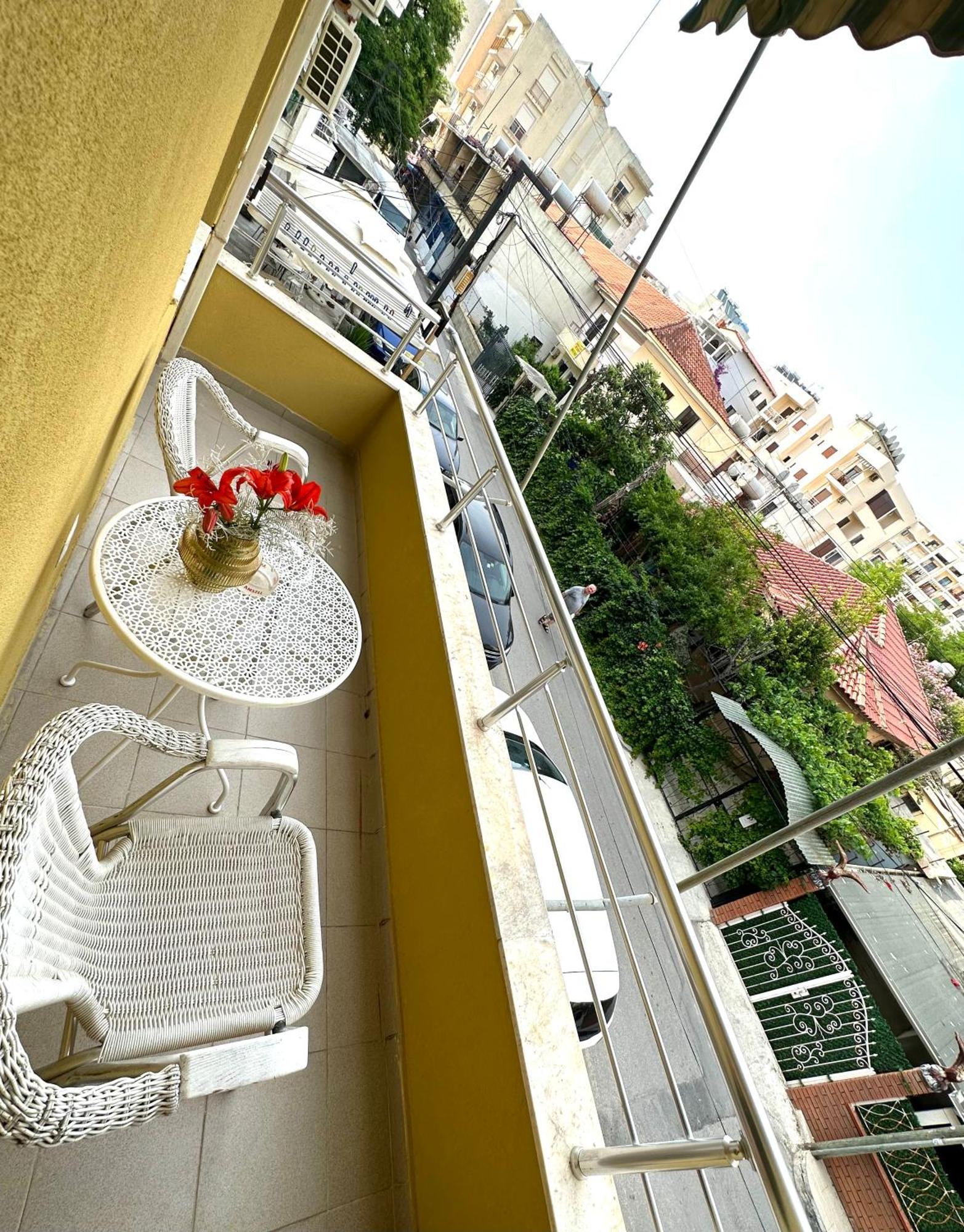 Luxurious Seaside Apartment Durrës Exteriör bild
